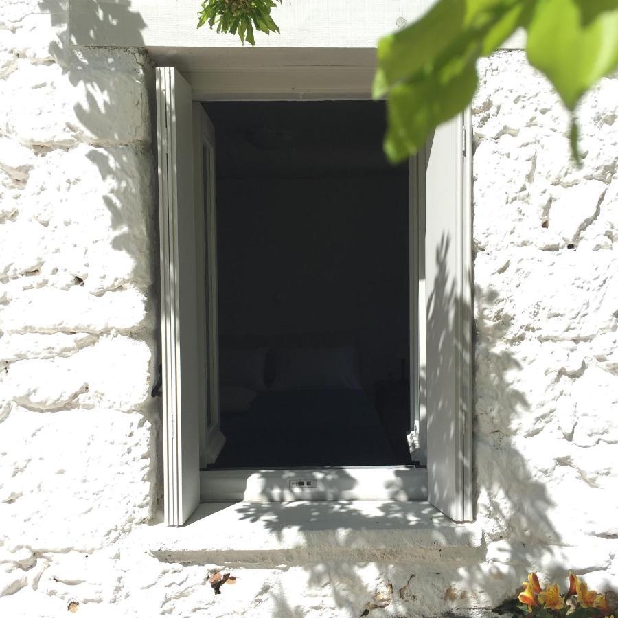 Aνεξάρτητη Παραδοσιακή Πέτρινη Κατοικία Corinto Exterior foto